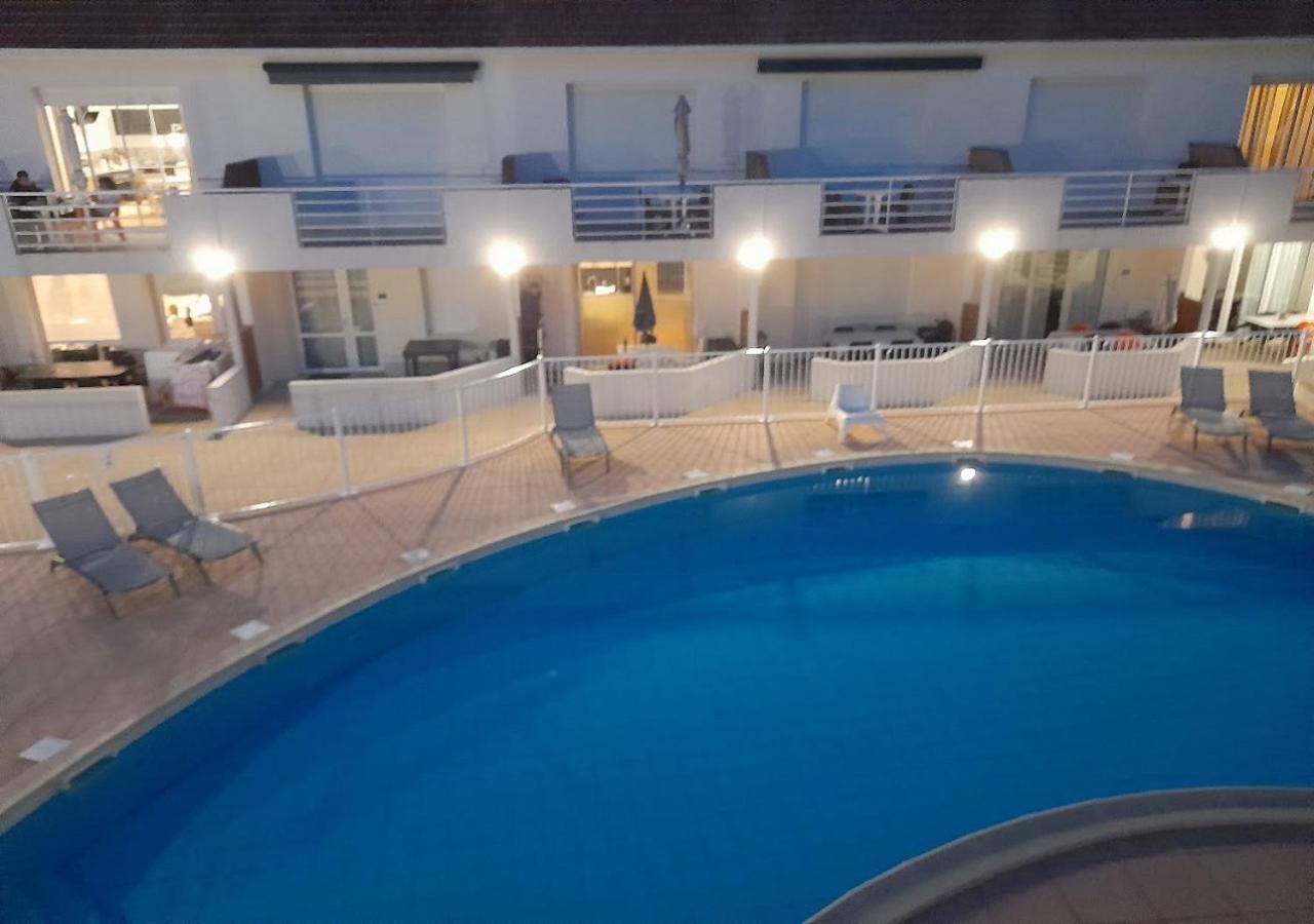 Apartment Resid'azur T2-pmr- Piscine Privee