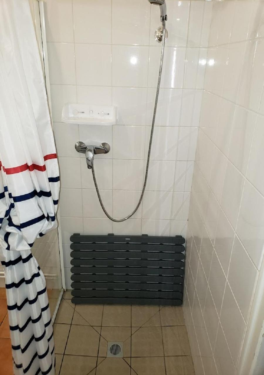 Resid'azur T2-pmr- Piscine Privee